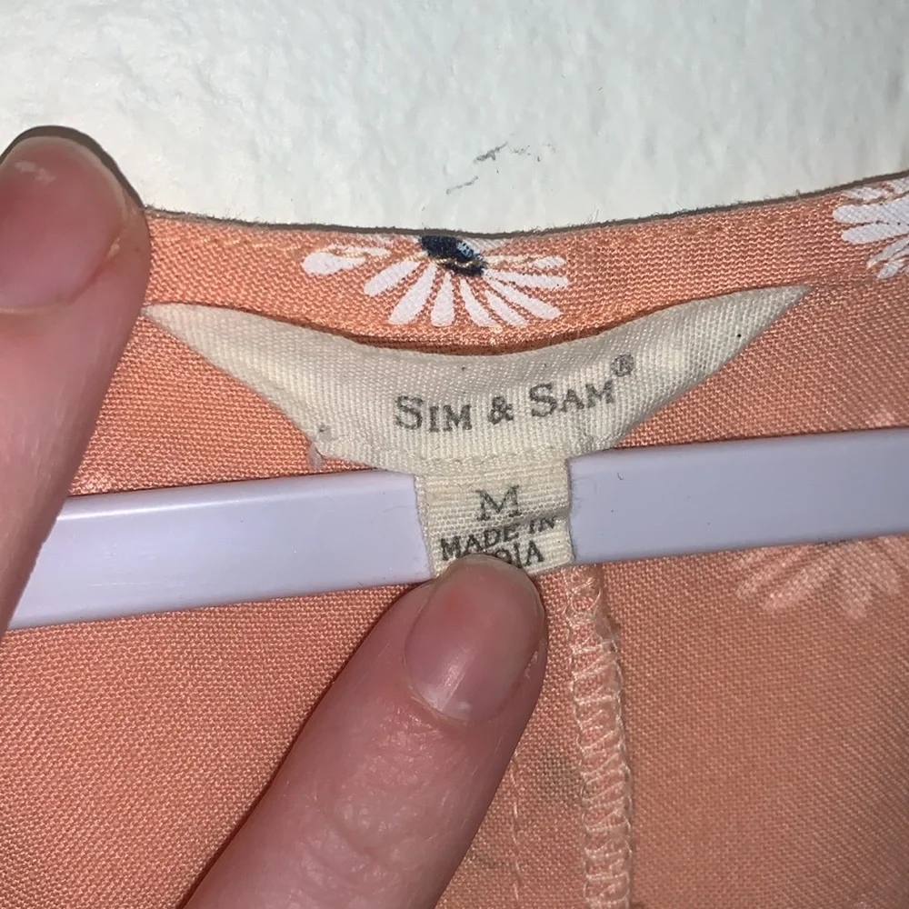 Sim & Sam Front Tie Peach Floral Short Sleeve Crop Top Size Medium